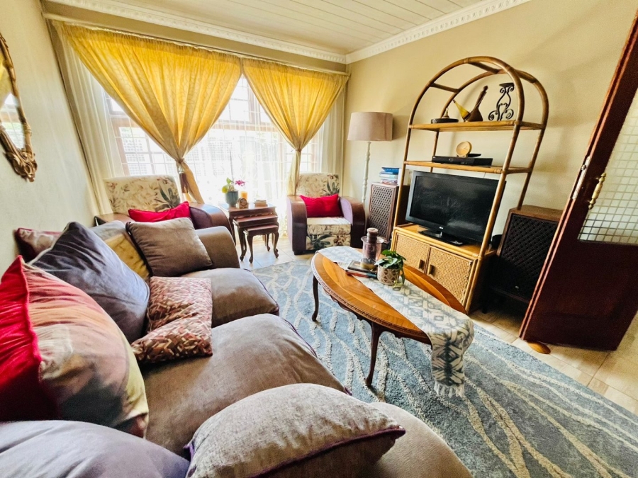 4 Bedroom Property for Sale in Bloemside 3 Free State